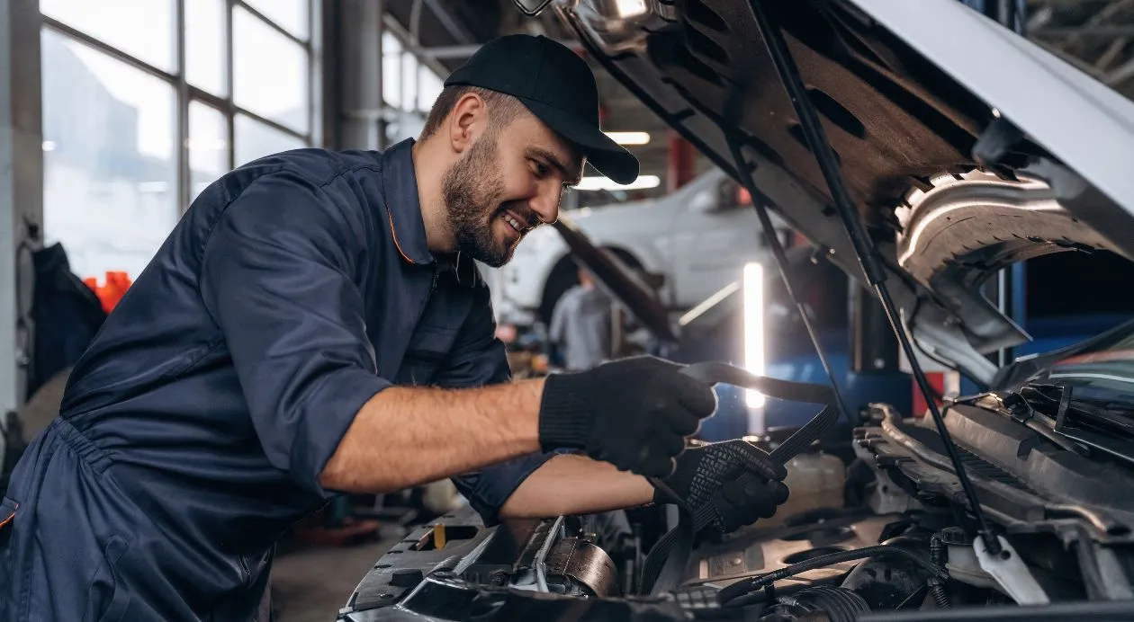 https://dhteemohy7ejo.cloudfront.net/web/blog/listado/94020-chery-peru-blog-taller-de-mecanica.webp